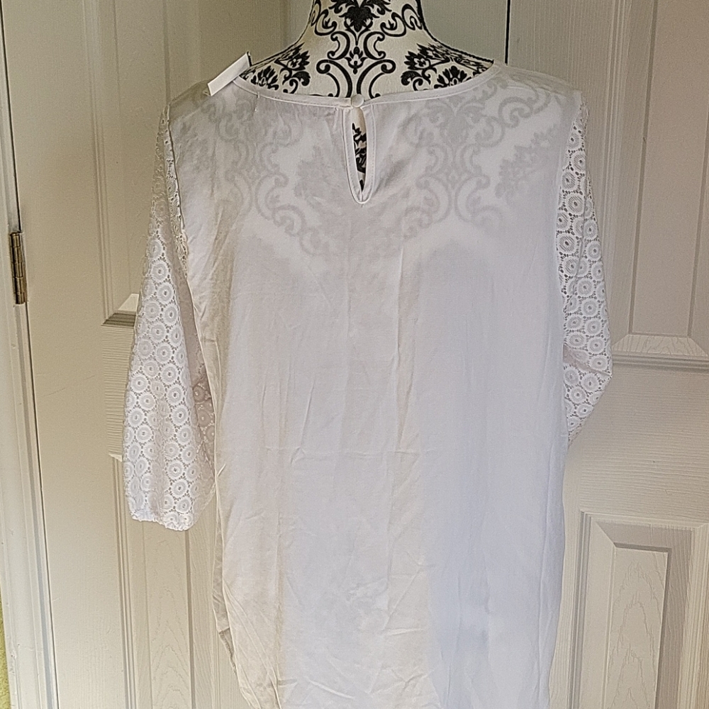 Blouse - Picture 3 of 4